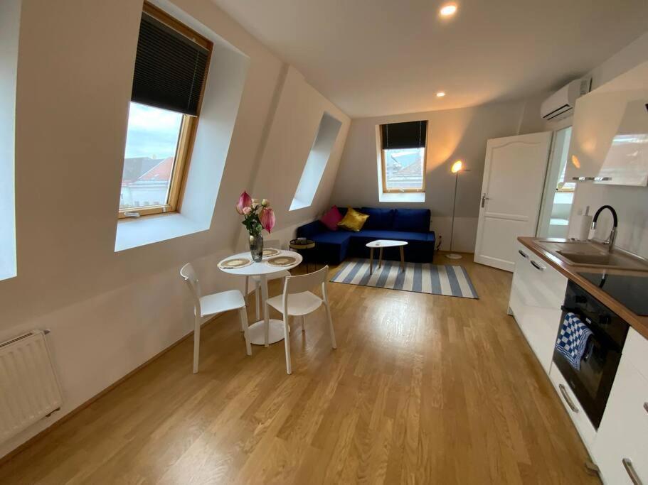 The Viewpoint L Dg4'12 Apartment เวียนนา ภายนอก รูปภาพ