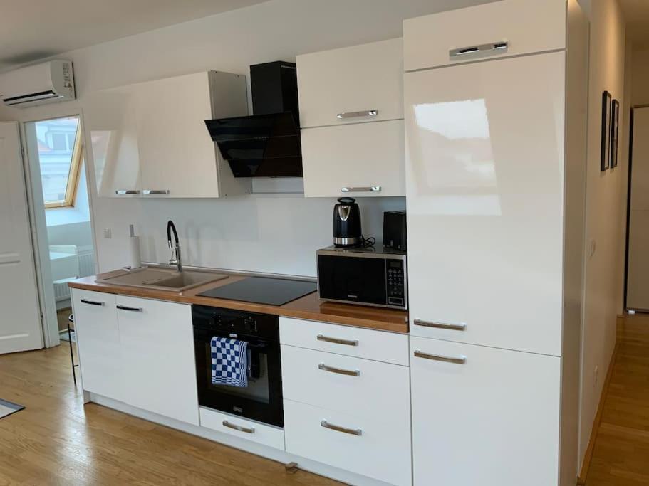 The Viewpoint L Dg4'12 Apartment เวียนนา ภายนอก รูปภาพ